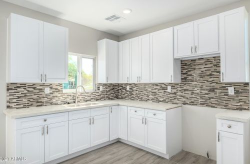 5006 35th Dr, Phoenix AZ  85041-2622 exterior