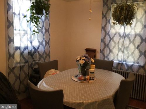 2790 Constitution Rd, Camden NJ 08104-2985 exterior