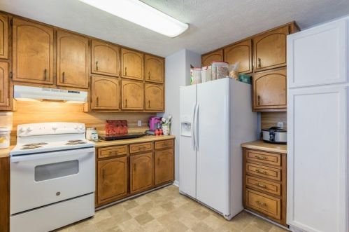 4376 Housworth Dr, Lithonia GA  30038-4632 exterior