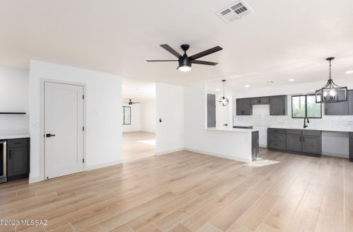 4331 Paseo Del Barranco, Tucson AZ  85745-9545 exterior