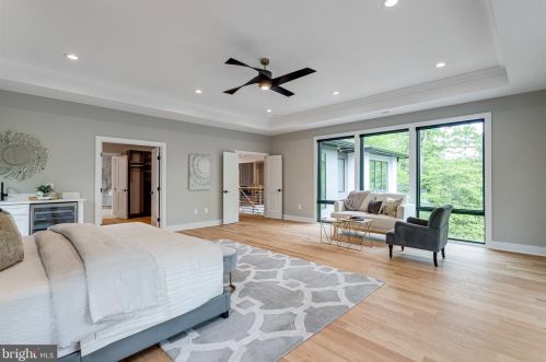 1520 Brookhaven Dr, Mc Lean VA  22101-4127 exterior