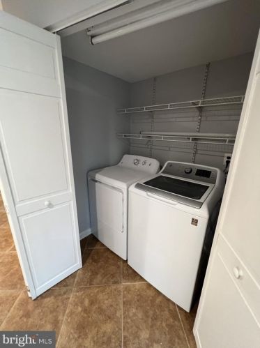 1807 Youngblood St, Mc Lean VA  22101-5244 exterior