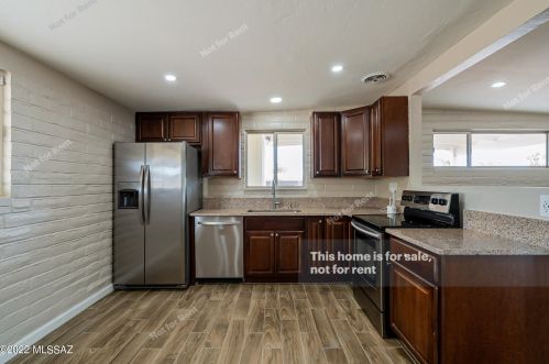 8234 19th St, Tucson AZ  85710-5916 exterior