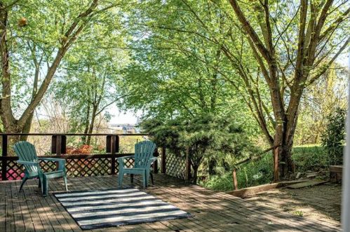 2431 Arlington Ave, Pittsburgh PA 15203-1313 exterior