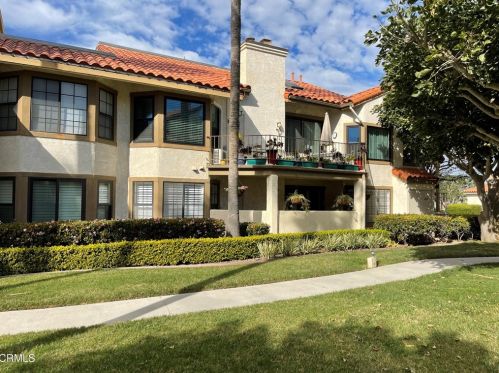 4687 San Sebastian Dr, Oxnard CA  93035-3644 exterior