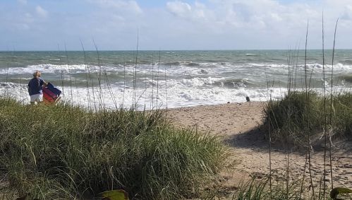 3310 Park Dr, Fort Pierce FL 34982-8424 exterior