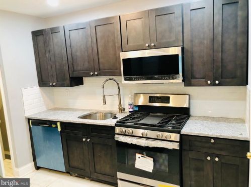 6442 Limekiln Pike, Philadelphia PA 19138-3103 exterior