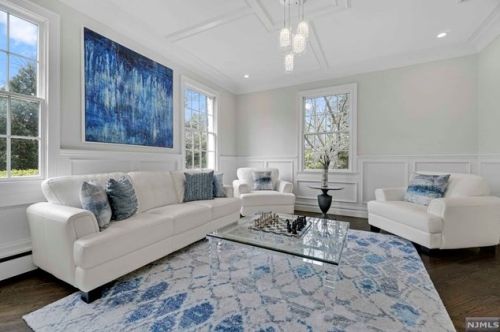 206 County Rd, Demarest NJ  07627-2202 exterior