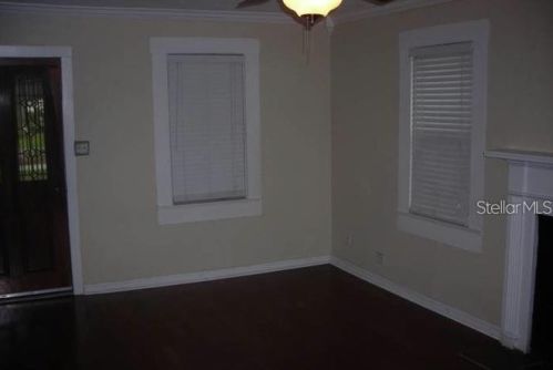 1103 Ellicott St, Tampa, FL 33603-2318