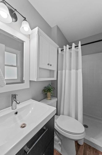 995 Sandstone Dr, Saint Louis MO 63146-5033 exterior