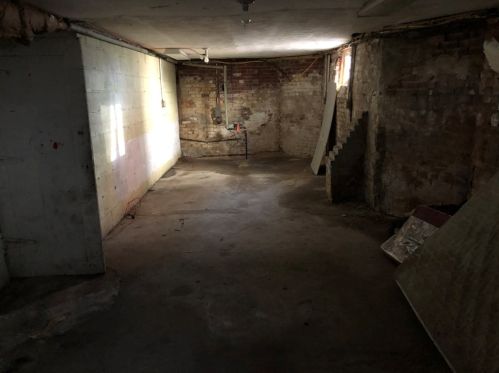 712 Sumner Ave, Springfield MA 01108-2219 exterior