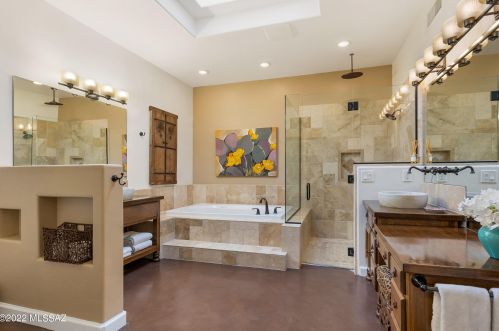 2100 4 St, Tucson AZ 85705-7806 exterior