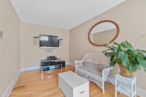 317 Allen Ave, Red Bank NJ 07711 exterior