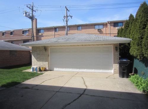 8544 Berwyn Ave, Chicago IL 60640-2005 exterior