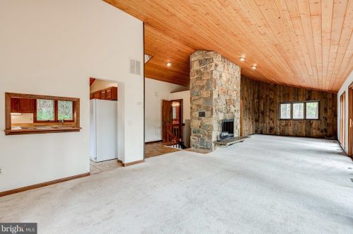 1328 Potomac School Rd, Mc Lean VA  22101-2331 exterior