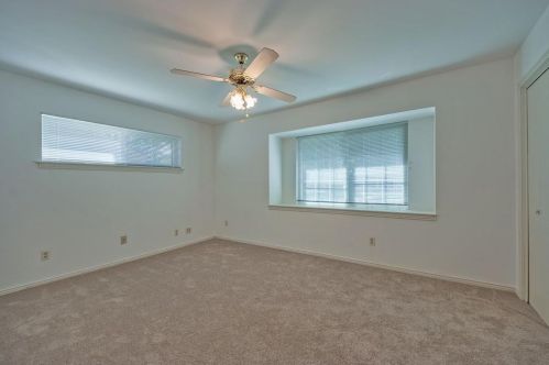 2664 Beechmont Dr, Dallas TX 75228-4224 exterior