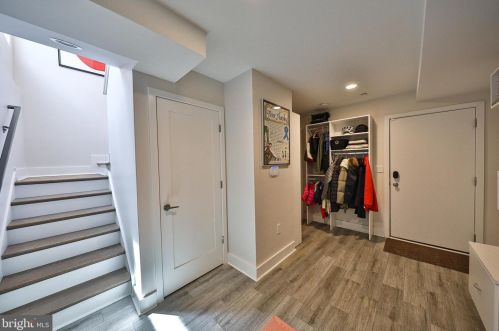 1427 Kater St, Philadelphia PA 19147-1851 exterior