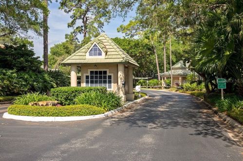 1423 Farrindon Cir, Lake Mary FL  32746-4363 exterior