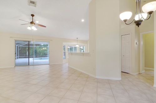 1826 Leafy Rd, Fort Pierce FL  34953-1392 exterior