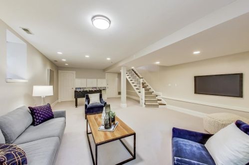 2704 Racine Ave, Chicago IL 60614-1206 exterior