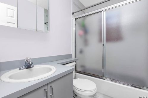 1345 Locust Ave, Bohemia NY 11716-2183 exterior