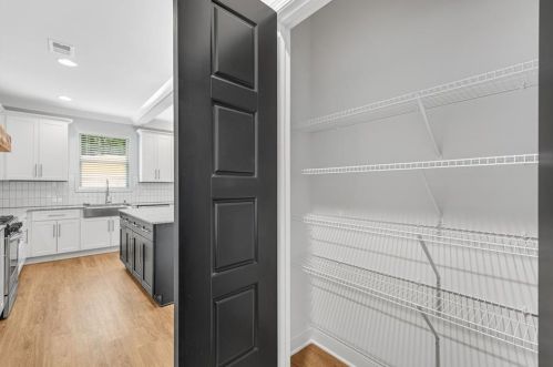 4268 Floyd Rd, Austell GA 30106-1517 exterior