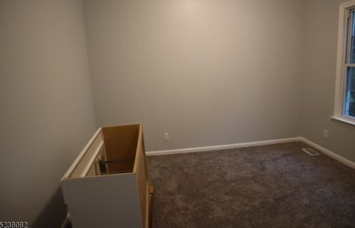 430 Seaton Ave, Roselle Park NJ  07204-1518 exterior