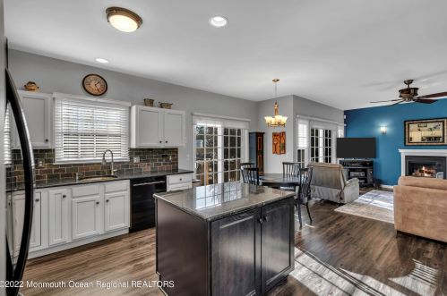 20 Is Rd, Berkeley Township NJ 08721-3530 exterior