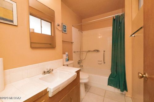 5011 13 St, Tucson AZ 85719-6210 exterior