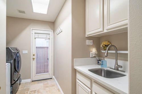 45433 Camino Monzon, Temecula CA  92592-1301 exterior