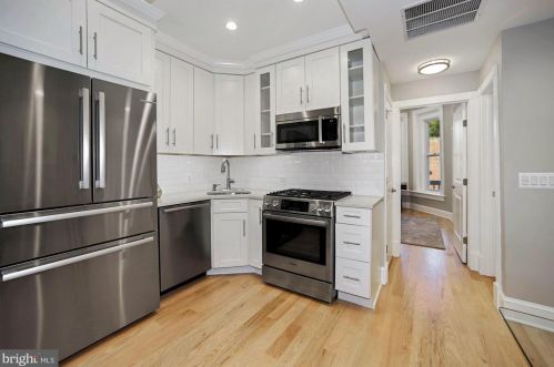 1509 R St, Washington DC 20009-7848 exterior