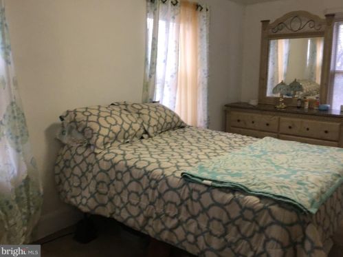 2790 Constitution Rd, Camden NJ 08104-2985 exterior