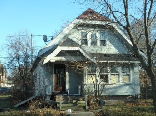 3534 24th Pl, Milwaukee, WI 53206-1323