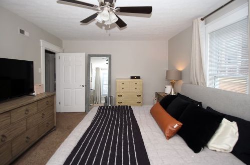 1664 Hillsdale Ave, Pittsburgh PA 15216-1870 exterior