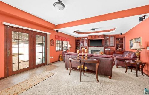 3711 Linda Rd, Duluth MN 55811-4315 exterior