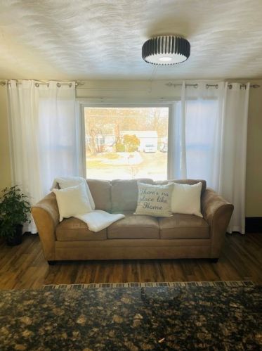 75 Prouty St, Springfield MA 01119-2550 exterior