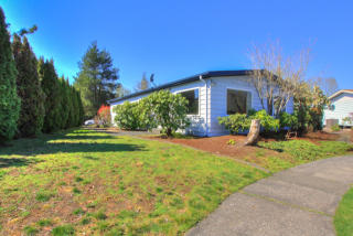 23831 Lake Dr, Bothell WA  98021-8583 exterior