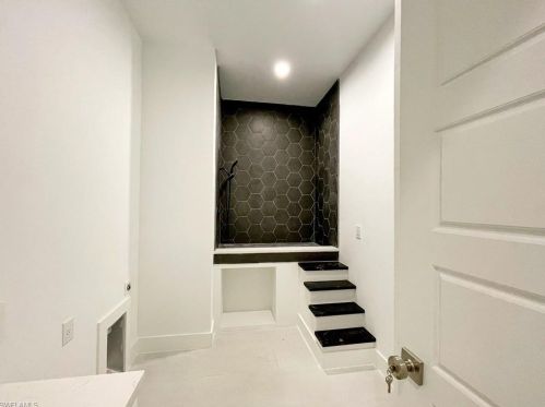 653 23 St, Naples FL 34117-1830 exterior