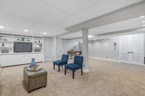 8820 Anaconda Dr, Saint Louis MO 63126-2301 exterior