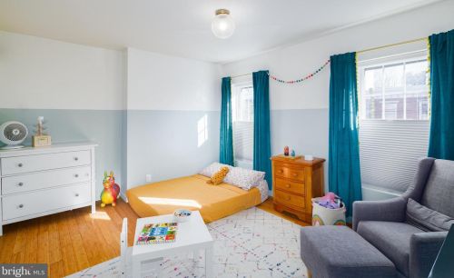 2454 Amber St, Philadelphia PA  19125-1619 exterior