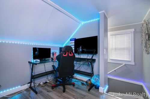 2833 Highgate Ave, Wyoming MI 49509-2957 exterior