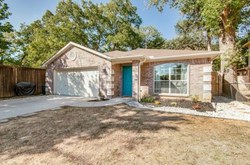 2807 18th St, Irving, TX 75060-5505