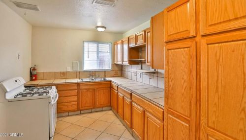 2418 Amelia Ave, Phoenix AZ 85035 exterior