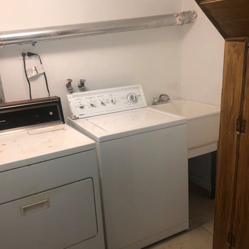 5923 Kolmar Ave, Chicago IL 60646-5807 exterior