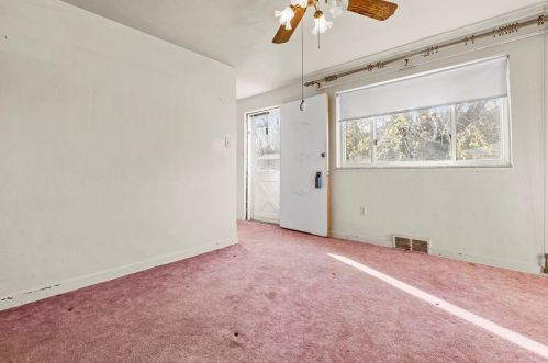 1717 Sillview Dr, Pittsburgh PA 15243-1558 exterior