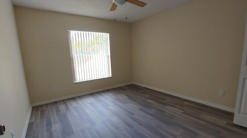 1013 College Park Rd, Fort Pierce FL 34953-5842 exterior