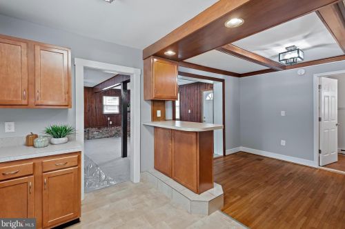 621 Hollywood Ave, Silver Spring MD 20904-3036 exterior