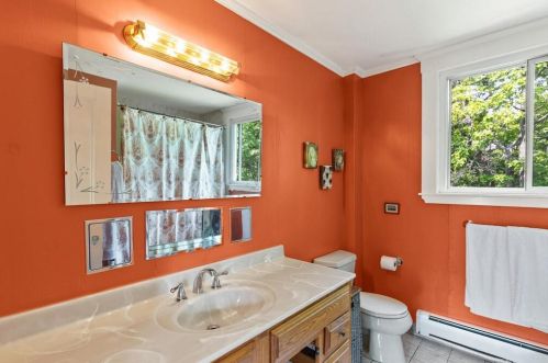 2 Frst St, Peabody MA 01960-4111 exterior