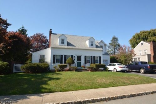 83 Summit Ave, Wharton, NJ 07885-2535