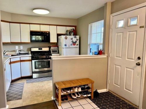 3003 Vroom Dr, Bridgewater NJ  08807-7037 exterior